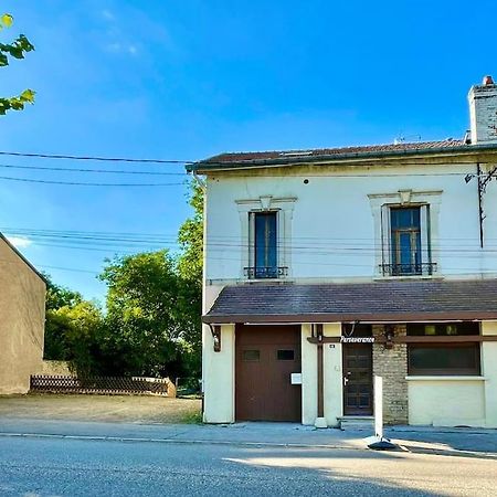 105 Studio Immeuble Perseverance Conflans-en-Jarnisy Exterior foto